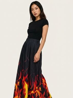 HOT TOPIC PLUS FLAMES MAXI SKIRT SZ 2X